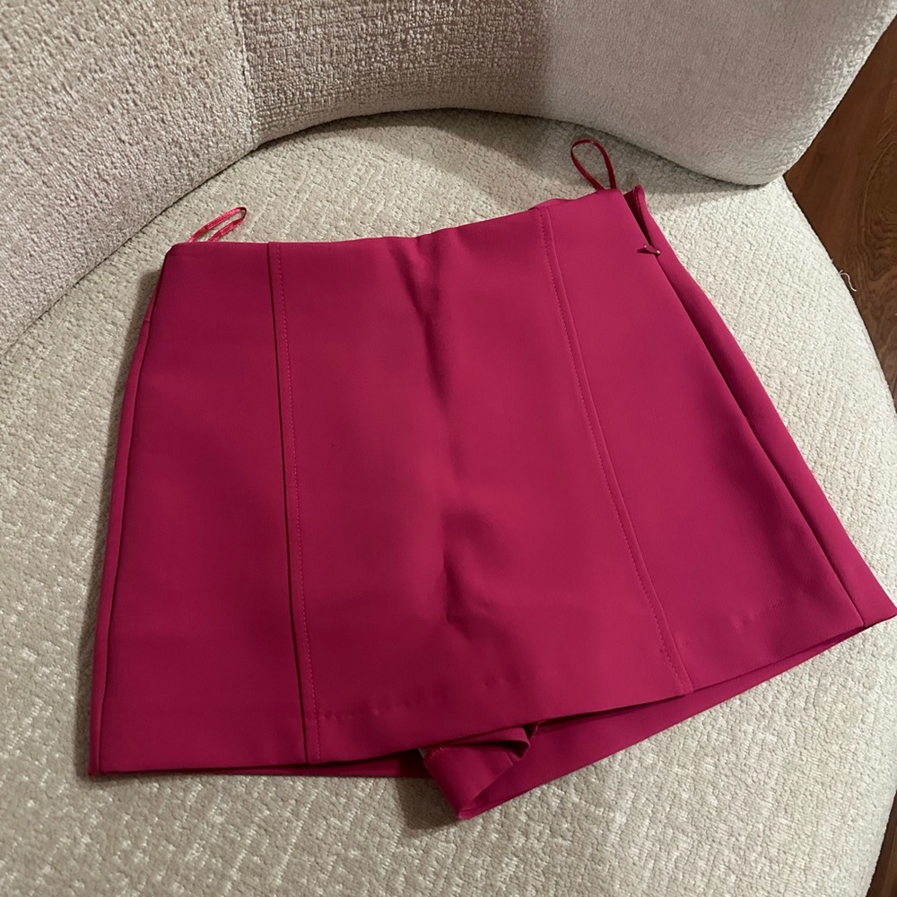 Zara skirts fuschia